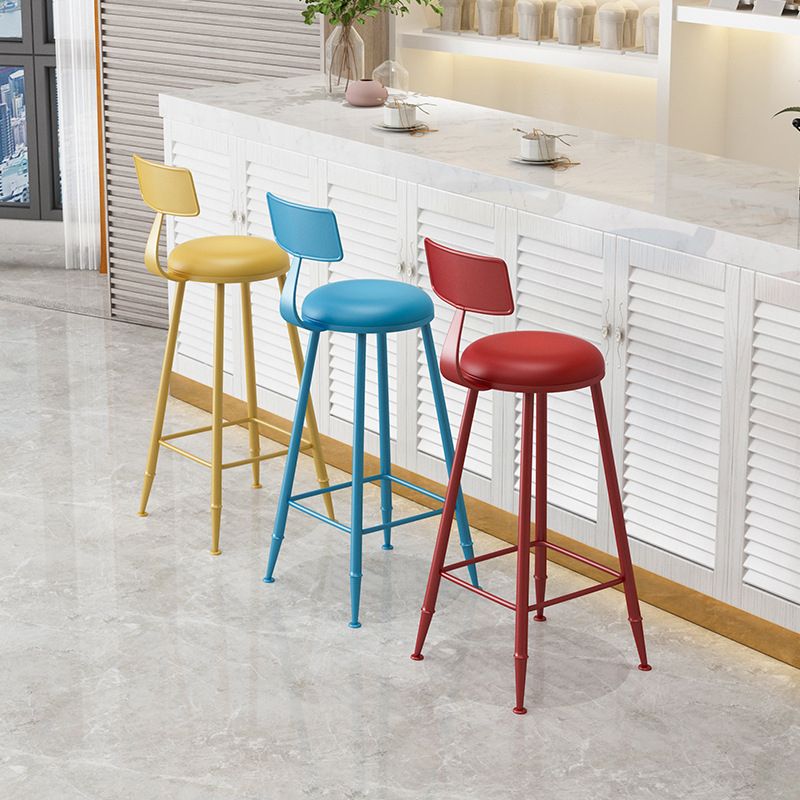 Scandinavian Matte Finish Iron Bar Stool Coffee Shop Footrest Stool