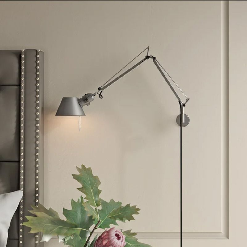 Modern Wall Sconce Linear Shape Vanity Lamp with Metal Shade in Silver for Bathroom