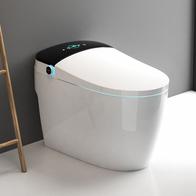 Modern One Piece Toilet Floor Mounted Ceramic Flush Toilet with Toilet Seat