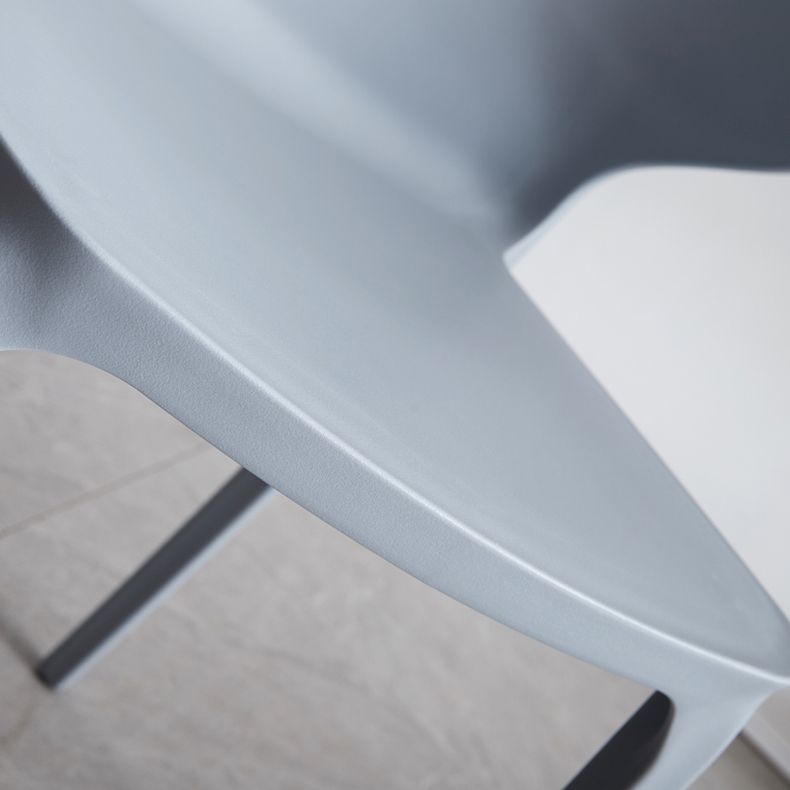 Contemporary Plastic Dining Chair 15.5'' Wide Wingback Side Chair for Home Use