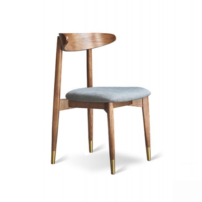 Chaise latérale en bois de finition mate de style moderne, chaise latérale à dossier ouvert pour salle à manger