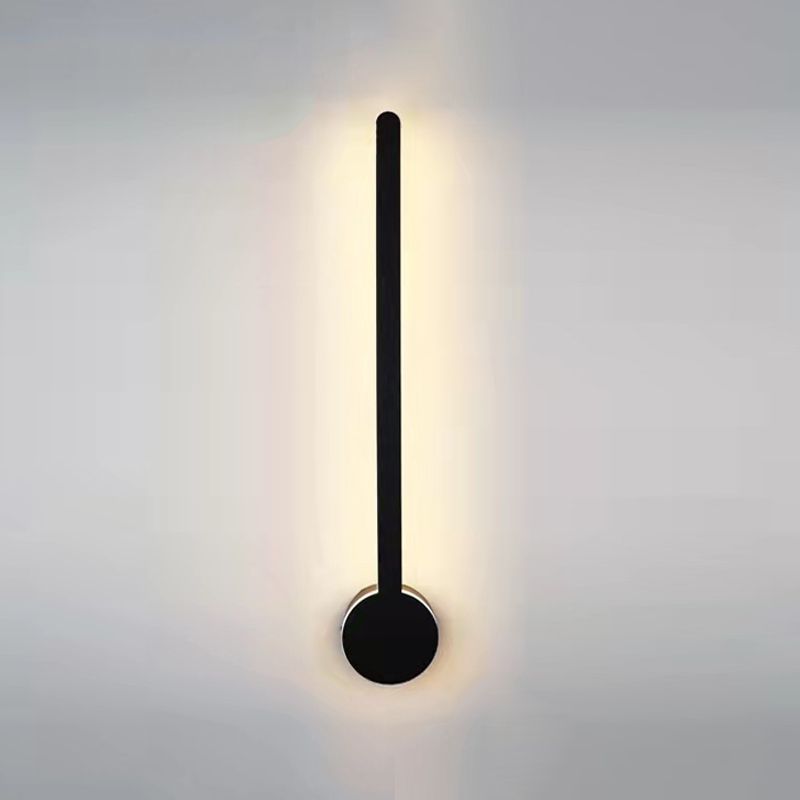 Lampada montata a parete in metallo a parete da parete postmoderna per soggiorno