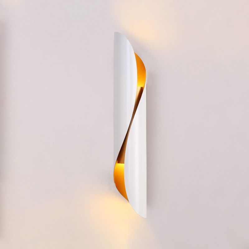 Postmodern Metal Shade Wall Mounted Lamp Simplicity Wall Sconce for Sitting Room
