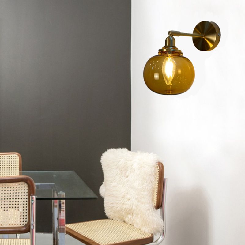 Goldene rotbare Leuchte mit blauem Glasschatten, Drehsteck für Esszimmer