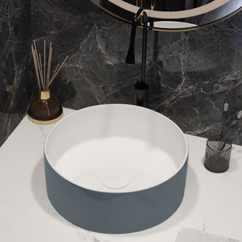 Modern Style Vessel Bathroom Sink Round Ceramic Vessel Bathroom Sink
