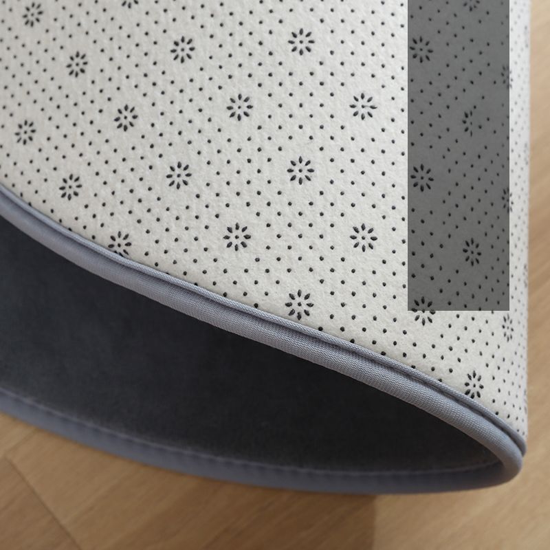 Grey Living Room Area Rug Polyester Solid Color Area Carpet Non-Slip Backing Rug