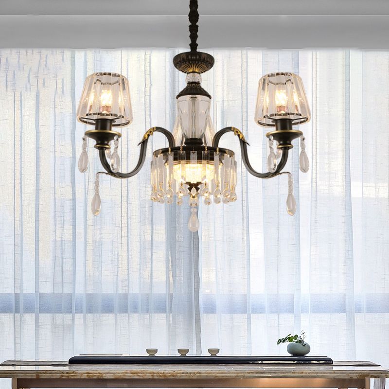 Schwarz 3/8-Bulb-Deckenleuchter.