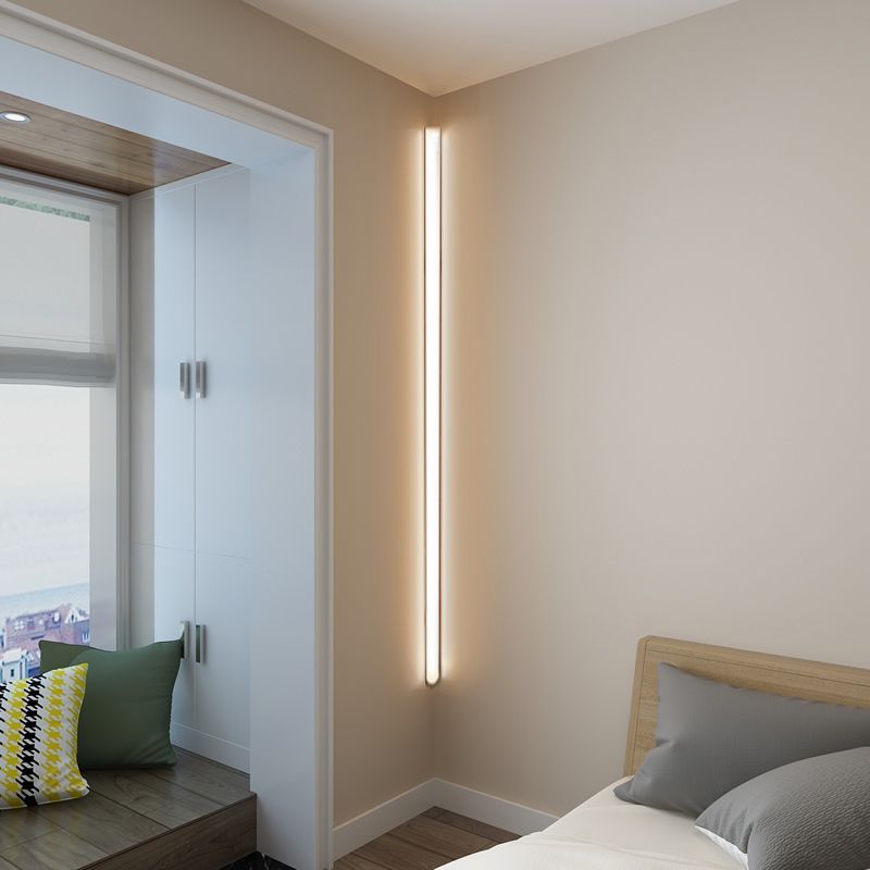Modern Style Linear Shade Wall Sconce Metal 1 Light Wall Mounted Lighting in White