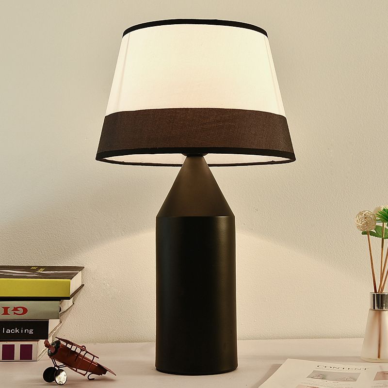 Modernism Pencil Shape Desk Light Metal 1-Bulb Bedside Fabric Nightstand Lamp in Black