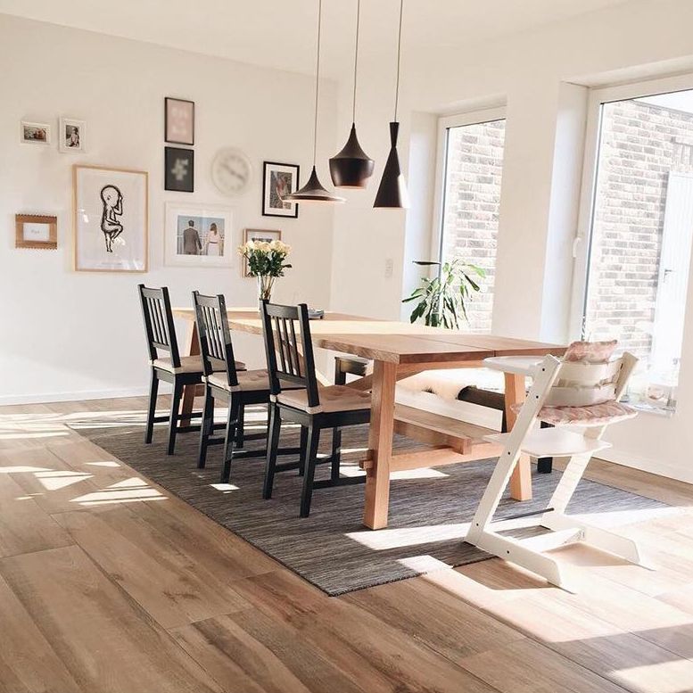 Simplicity Style Dining Table Solid Wood Table for Home and Kitchen