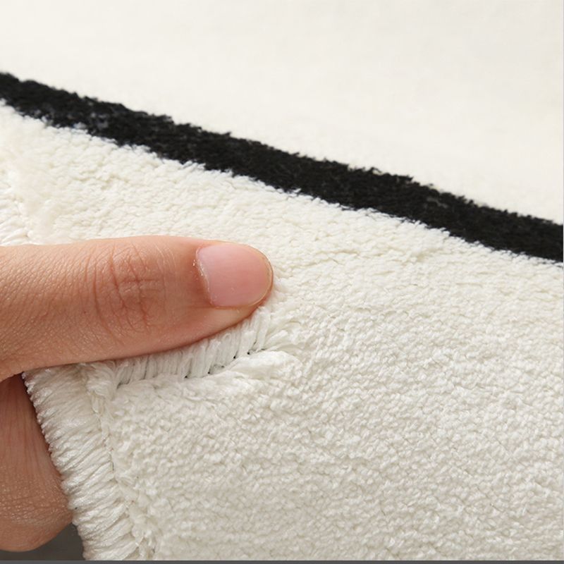 Relaxing Checkered Printed Carpet Polyester Rug Non-Slip Backing Indoor Rug for Home Decoration