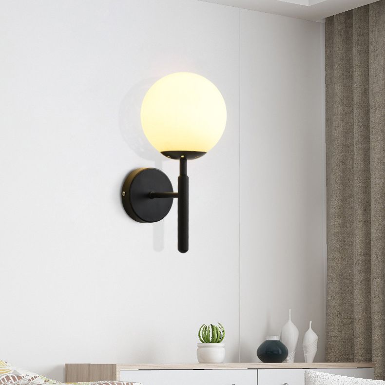 1 luminaire luminaire mural en verre clair