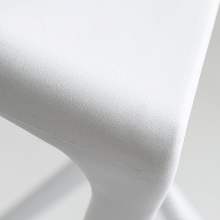 Industrial Plastic Bar Stool Indoor Stackable Bar Height Stool