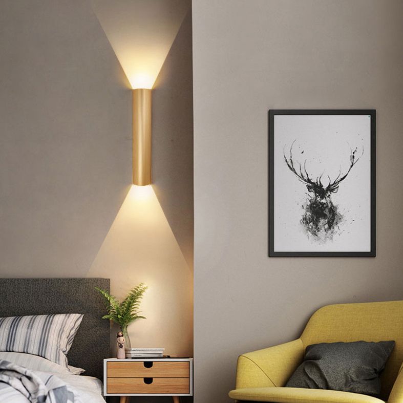 Luz de pared de triángulo de metal lámpara de pared de estilo LED simple iluminación de apliques de pared para sala de estar