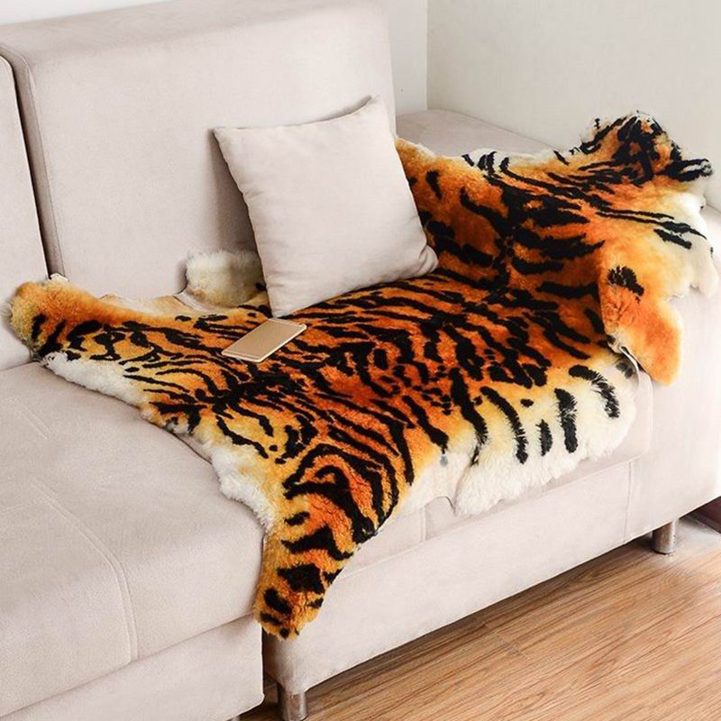 Novelty Shape Trendy Modern Rug Animal Printed Shag Rug Lamb Wool Easy Care Carpet for Home Decor
