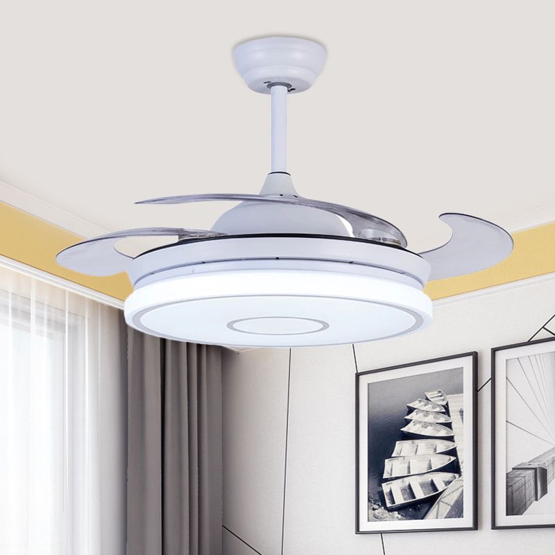 Rogue de lampe à fans pendentif blanc acrylique 36 "LED LED nordique Semi Flush Mount Plafond Aymor pour le salon, 4 lames transparentes