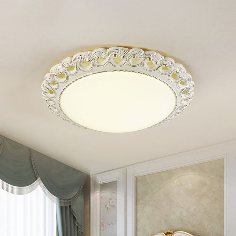 Illuminazione da incasso arrotondata bianco-oro Lampada da soffitto per camera da letto a LED in vetro opale in stile tradizionale