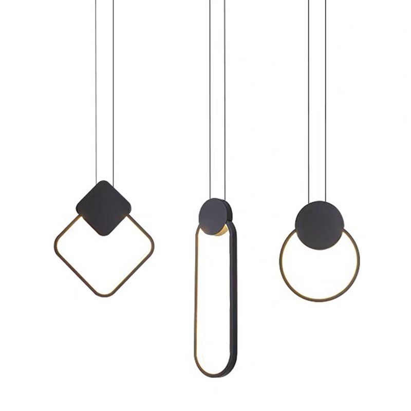 Style moderne suspendu luminaire en forme de bande LED Pendante Lumière pour le salon