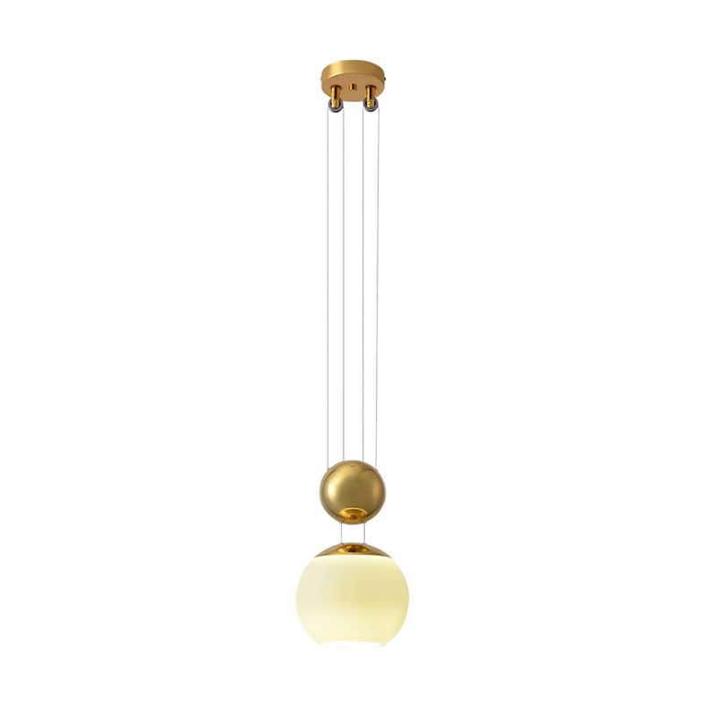 Sphère en verre crème Éclairage pendentif moderne 1 tête en or finition plafond suspendu lampe à plafond pour restaurant