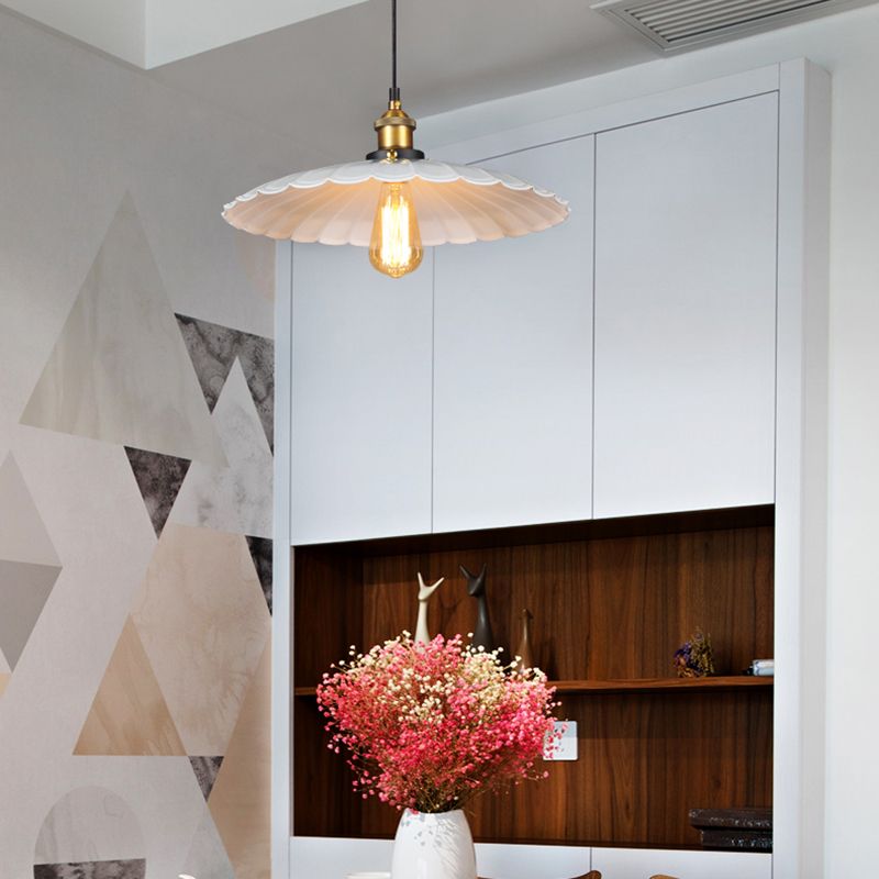 Lampada a sospensione di ferro a sospensione a sospensione industriale.