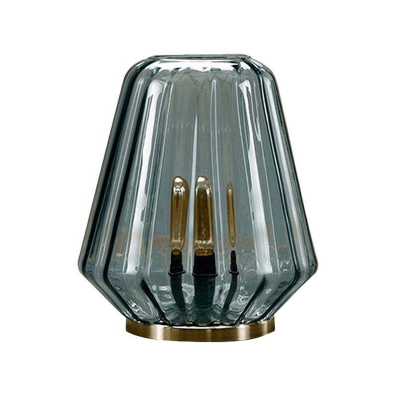 Illuminazione da scrivania a forma di urna dorata Lampada da comodino postmoderna in vetro prismatico trasparente a 1 testa