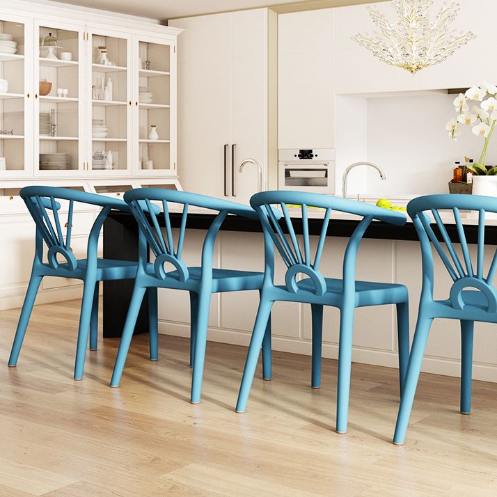 Salle à manger moderne Windsor chaises arrière chaise sans bras de salle à manger en plastique pour la cuisine