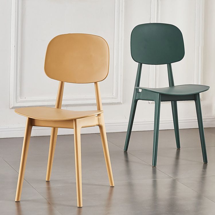 Chaises de salle à manger en plastique, chaise latérale de cuisine moderne de 16 pouces, chaise latérale arrière ouverte de large