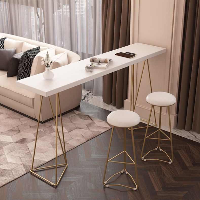 Pine Wood Top Bar Counter Traditional Luxury Rectangle Bar Counter with Sled Base