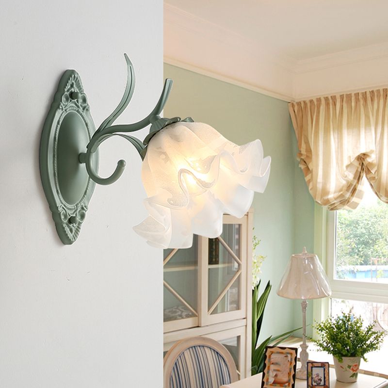 Modern Glass Shade Wall Lamp 1-Light Wall Sconce Lighting for Bedroom