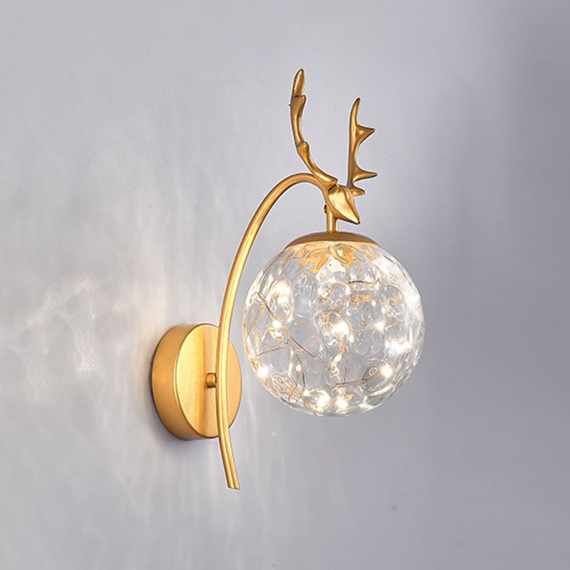 Modern Wall Mounted Lamp in Gold/Black Single Head Sconce Lights for Foyer