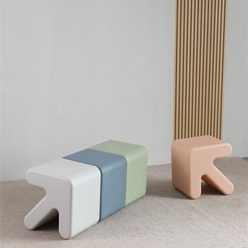 Scandinavian Geometric End Table 15.75" W x 13.78" D x 15.75" H Arrow-Shaped Side Table