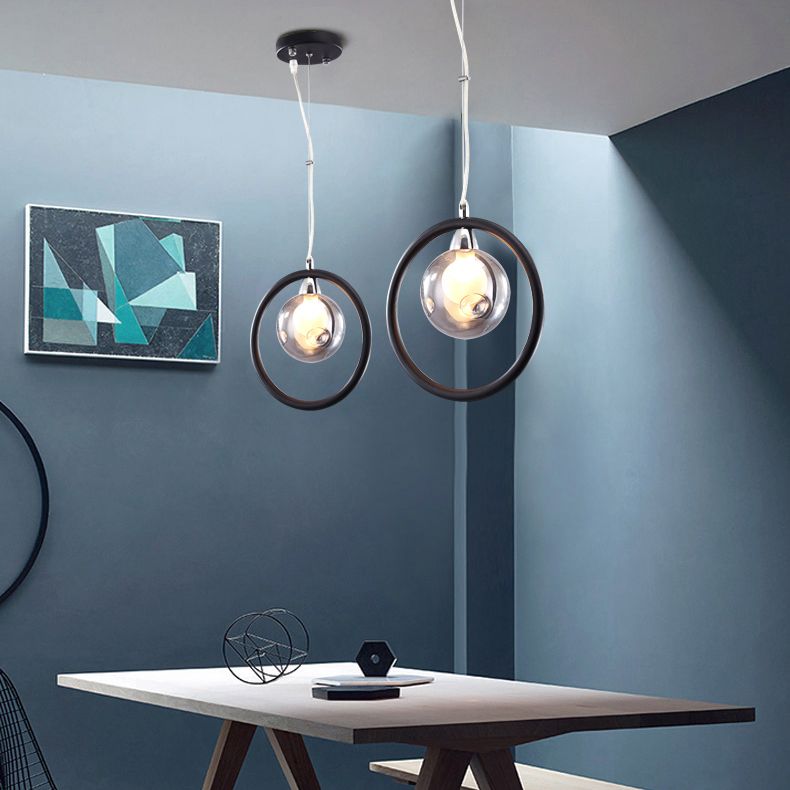 Iluminación colgante redonda de vidrio con piso con poca luz moderna 1/2/3 luces lámparas de techo colgantes de led en negro con anillo de hierro