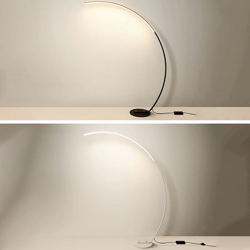 Linear Shape Metal Floor Light Modern Style 1-Light Floor Mount Light