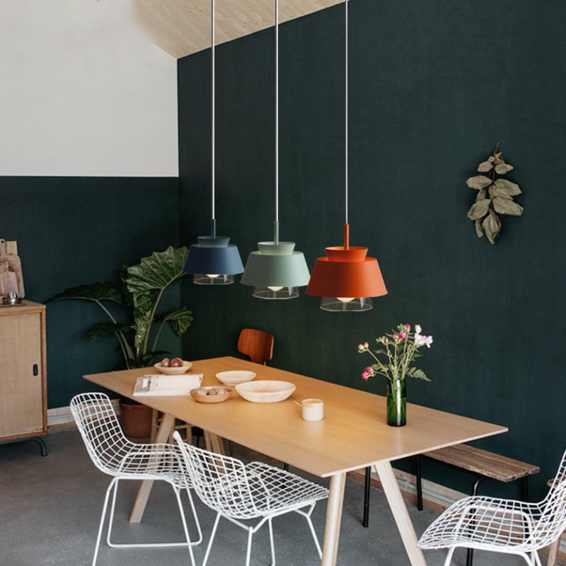 Metal Barrel Hanging Lights Modern Macaron Style 1 Light Pendant Light pour salle à manger