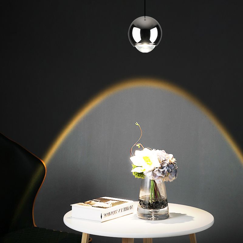 Postmoderne Aluminium -Anhänger Light Globe Form Hanging Anhänger für Wohnzimmer