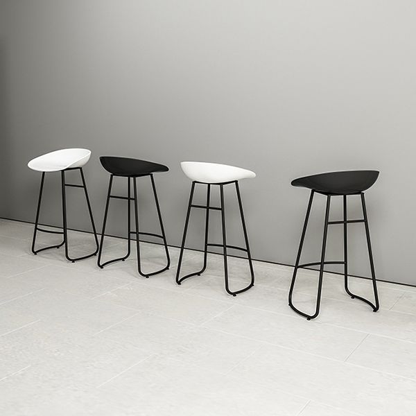 Industrial Counter Stool with Bucket Plastic Bar Stools for Bristol
