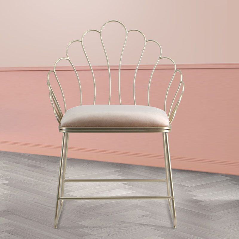 Upholstered Side Chairs Nordic Style Windsor Back Side Chair