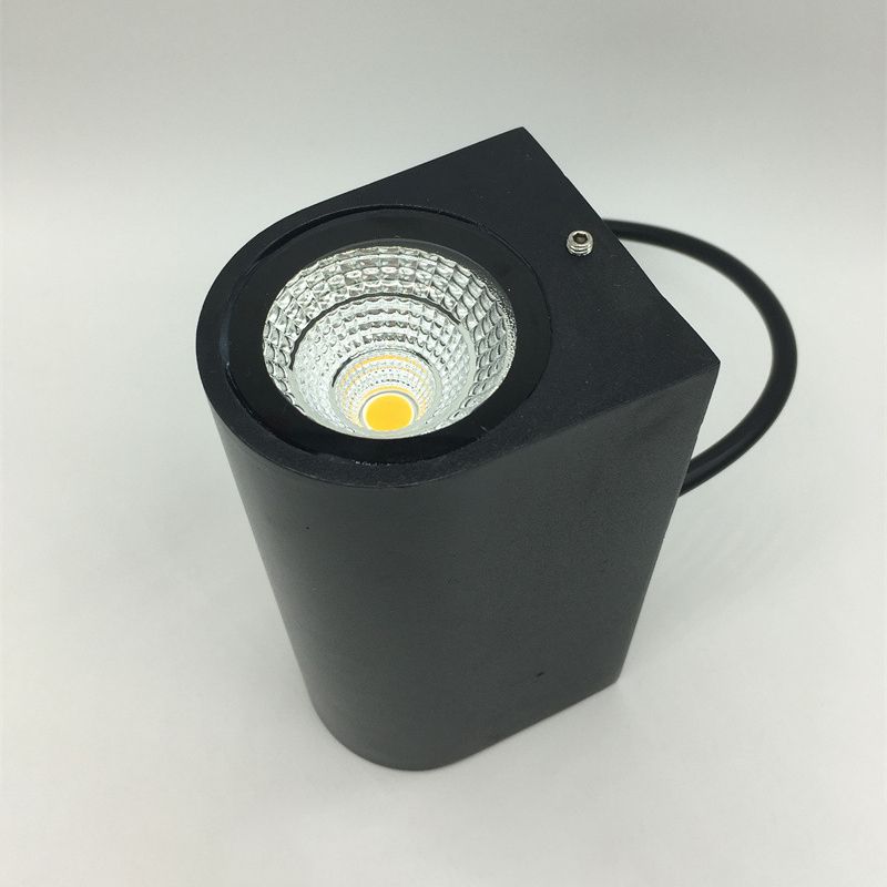 Luminaires d'éclairage mural géométrique de style moderne Metal 2 lumières Walle Gasher Sconce