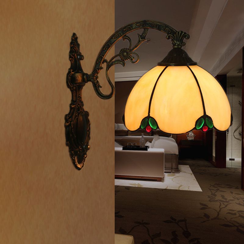 Baroque Scalloped Wall Light Kit 1-Light Beige Glass Sconce Lighting Fixture for Bedroom