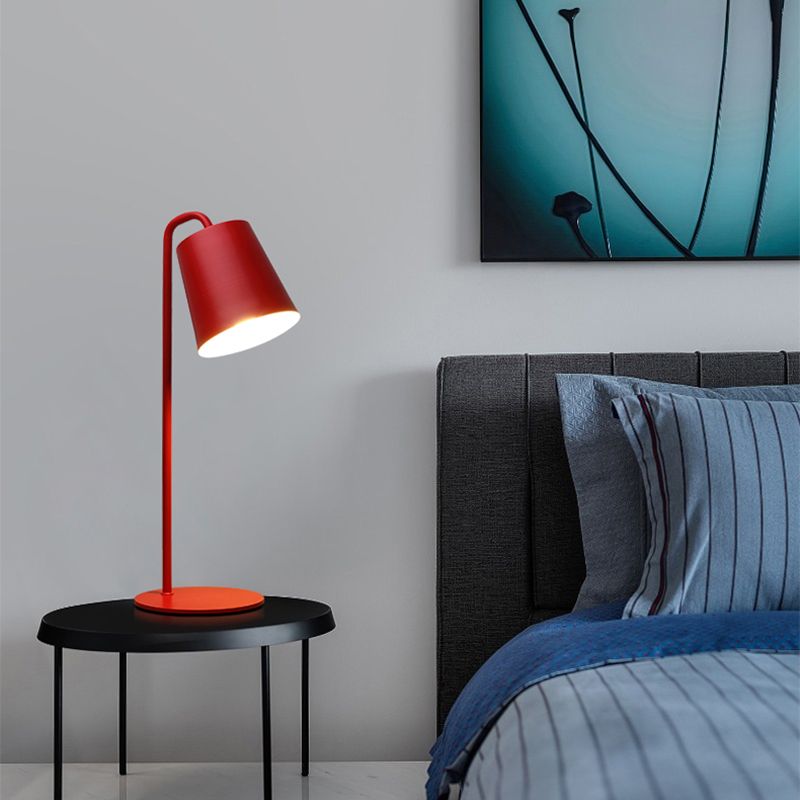 Modern kleurrijke bureaulamp huishouden metalen schaduw bureauverlichting voor zitkamer