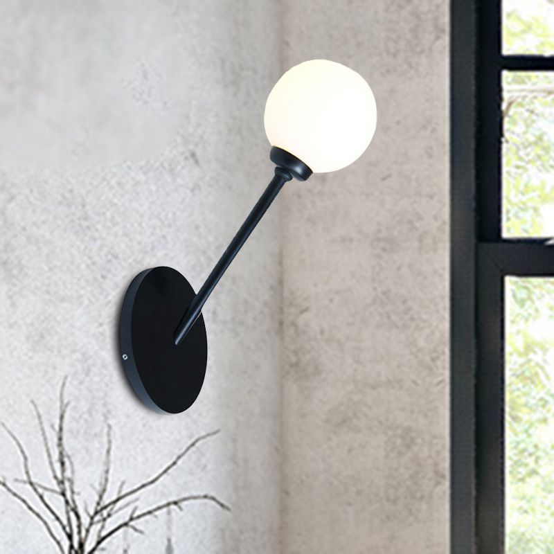 Stile moderno illuminazione a parete globale vetro bianco 1 lampadina da pranzo lampada a parete in nero