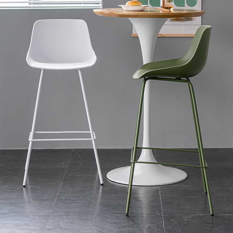 Contemporary Style Bar-stool Plastic Counter Bar Stool for Kitchen Bar with Metal Legs