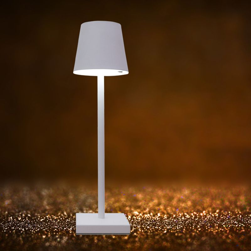 Metal Geometric Shape Table Lamp Mount Lighting Modern 1 Light Table Lamp Fixture