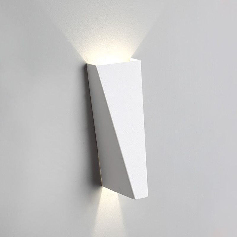 Éclairage mural en métal de forme géométrique moderne 2 lumières Éclairage mural