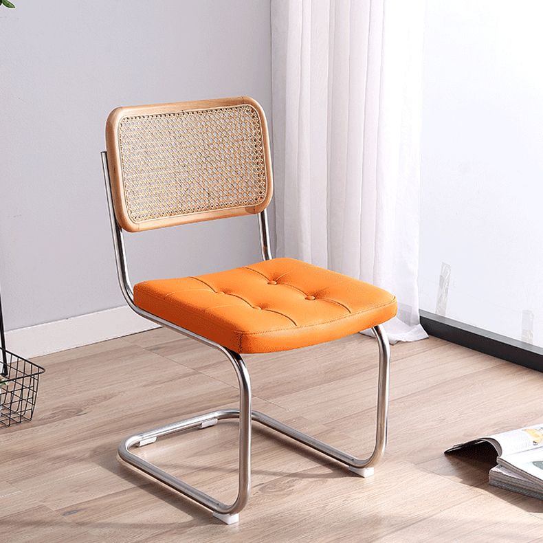Silla de metal de estilo moderno Comedor Cocina Sillas laterales con respaldo abierto