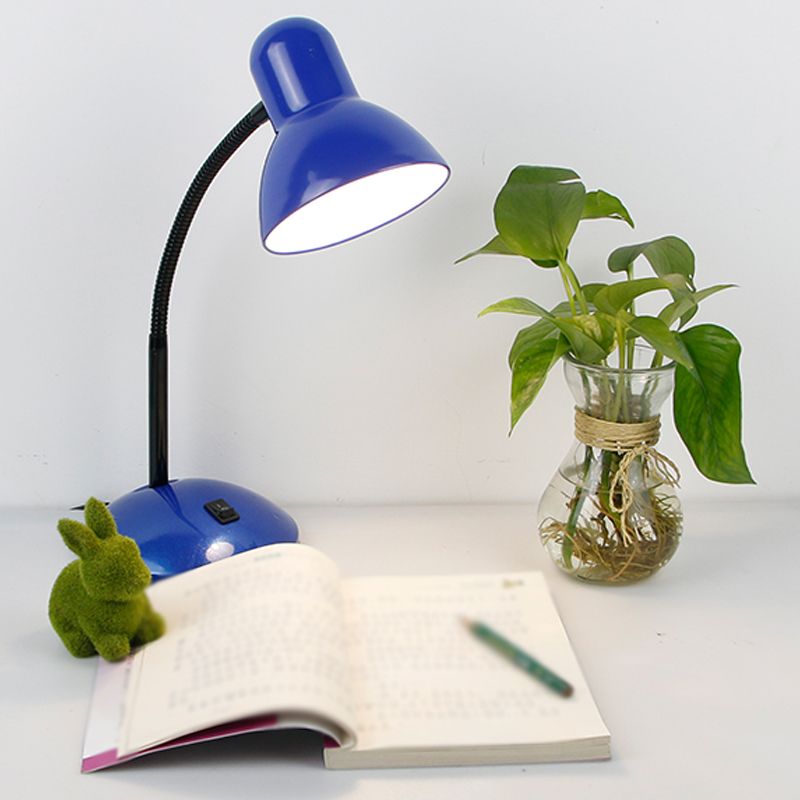 Lampada da scrivania moderna in stile nordico lampade da tavolo macaron per salotto camera da letto per bambini