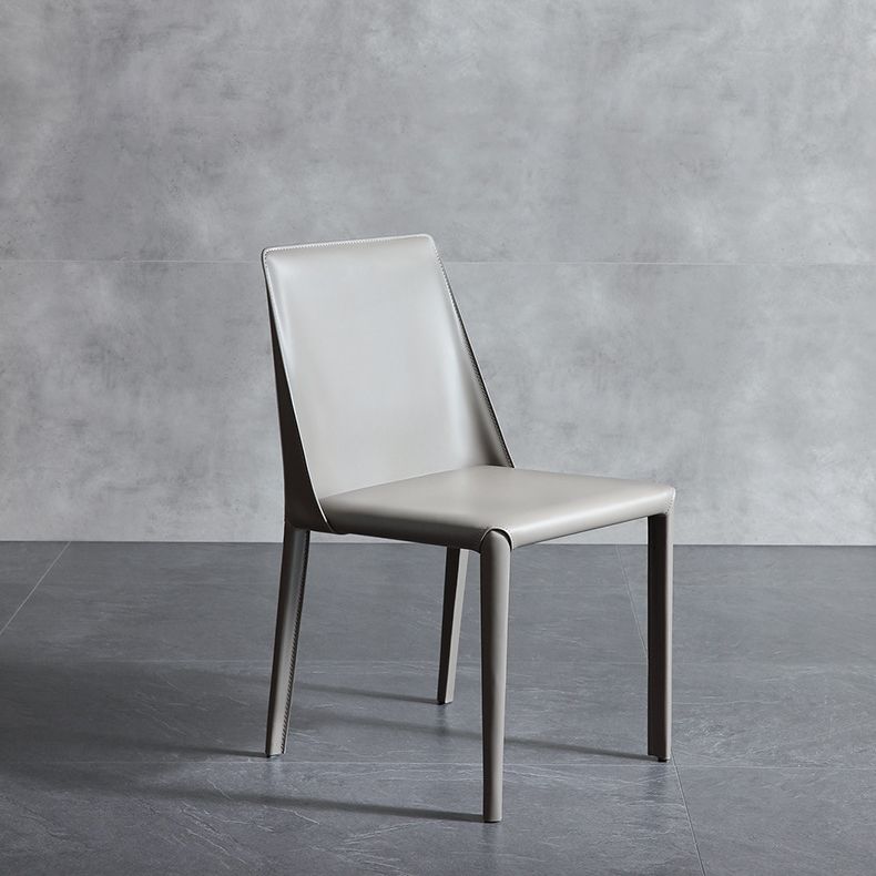Cuisine contemporaine en métal dinant la chaise latérale solide arrière dinant la chaise latérale