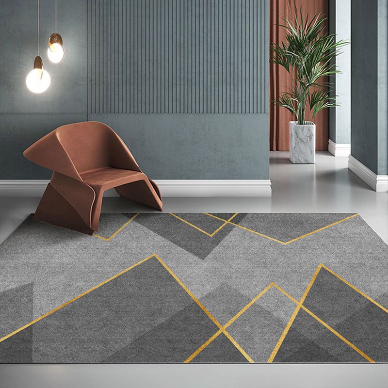 Grey Tone Modern Indoor Rug Polyester Triangle Print Carpet Non-Slip Backing Rug for Home Decoration