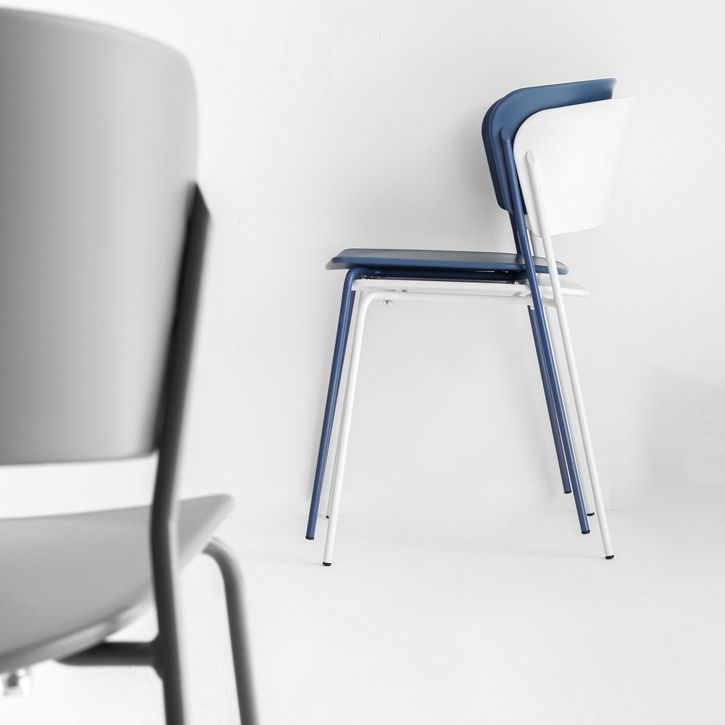 Chaises de salle à manger empilables sans accoudoirs, chaises de salle à manger d'intérieur avec pieds en métal