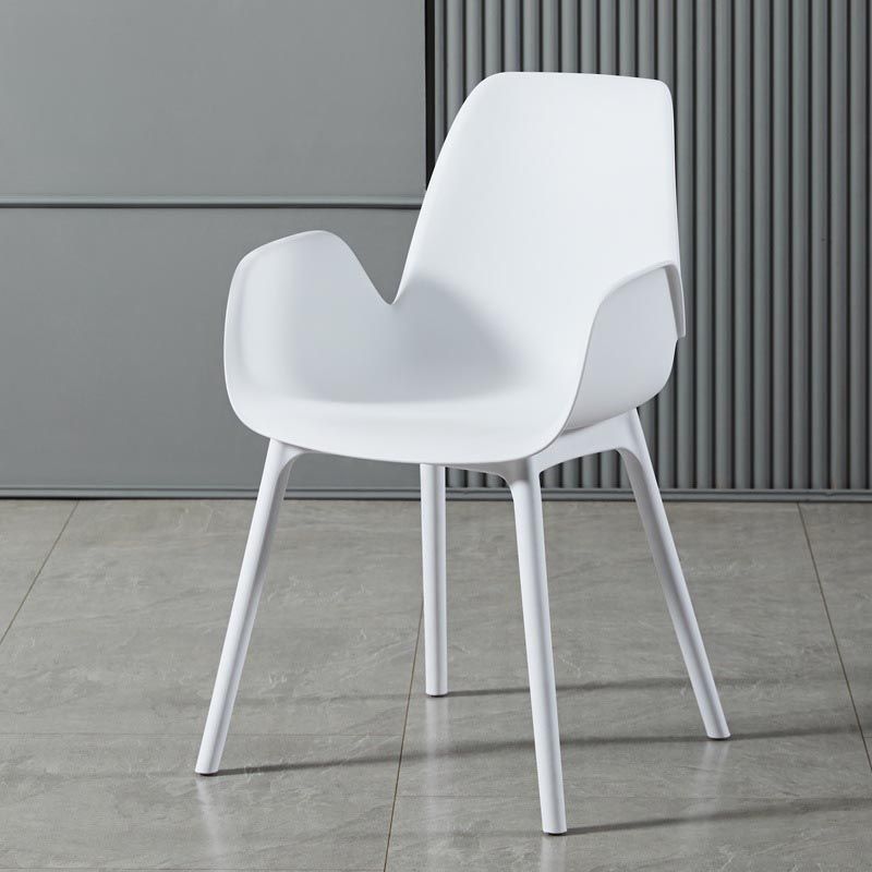 Modern Plastic Chair Parsons Chair with 4 Legs in Matte Finish for Home